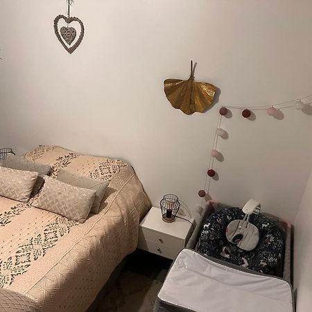 Cosy Apartman Ivry-sur-Seine Kültér fotó