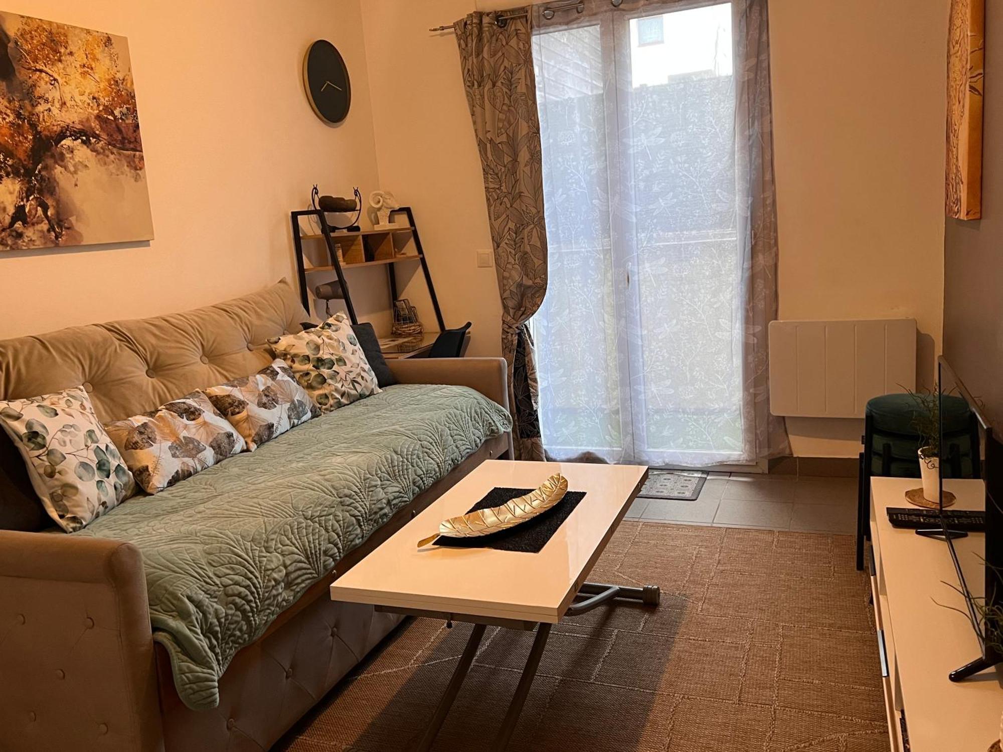 Cosy Apartman Ivry-sur-Seine Kültér fotó